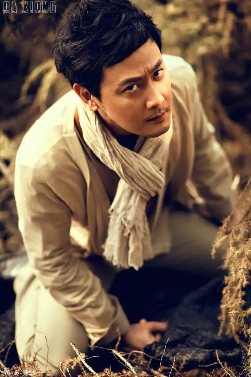 邱心志秋日浪漫写真