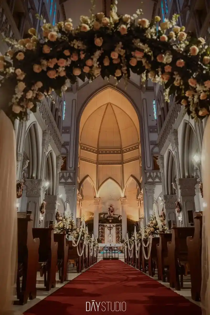 近期举办教堂婚礼和结婚周年祝福典礼的情况