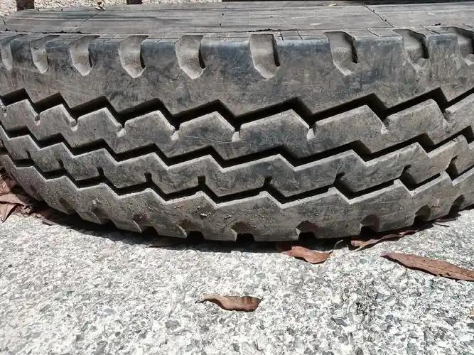 7.00r16轻卡轮胎,成色好得很,21年的#拆车件 #汽车 - 抖音