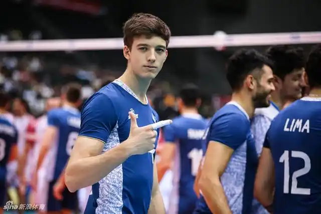 男排世界杯突尼斯1-3阿根廷_新浪图片