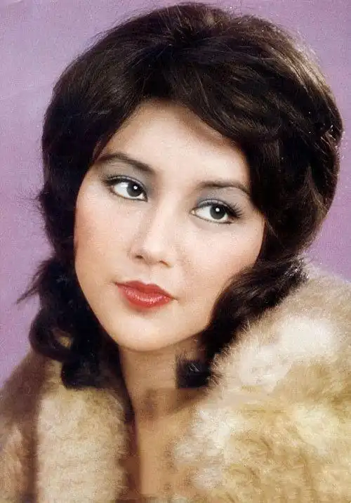 邵音音:因李小龙入圈,整容失败容貌被毁,和小三同住却不敢反抗