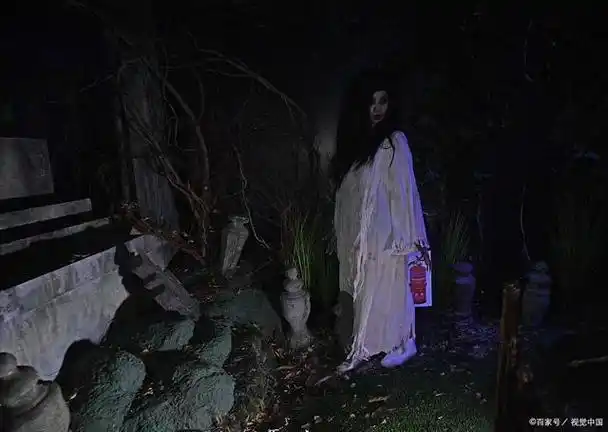 民间鬼故事之红衣女鬼