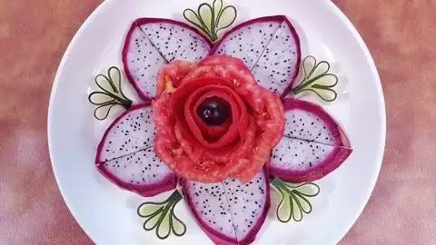 火龙果水果拼盘,好看又好吃,细伢子特别喜欢