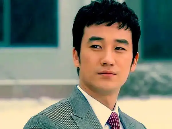 豪杰春香剧照豪杰春香演员表主演:韩彩英,在熙,严泰雄,朴诗恩,安锡焕