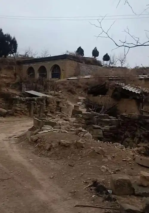 陕西省延安市安塞区真武洞镇街道办事处杜庄行政村黄瓜塔村