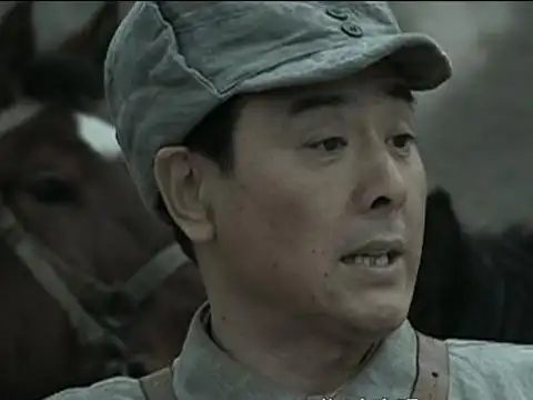 《亮剑》中被忽视的丁伟,文武双全战绩彪炳,配角掩盖了传奇