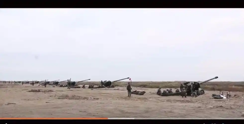 图片:海防连的59-1式130毫米加农炮.