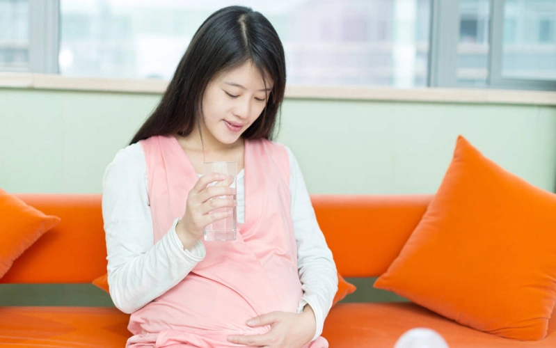 干大肚婆粗壮挺进大肚孕妇