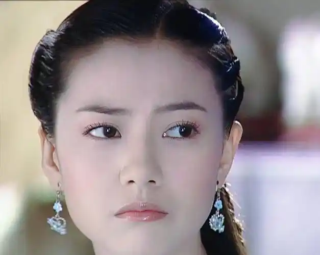 原创不要看如今的郝蕾不修边幅当年的她漂亮到高圆圆都被比下去了