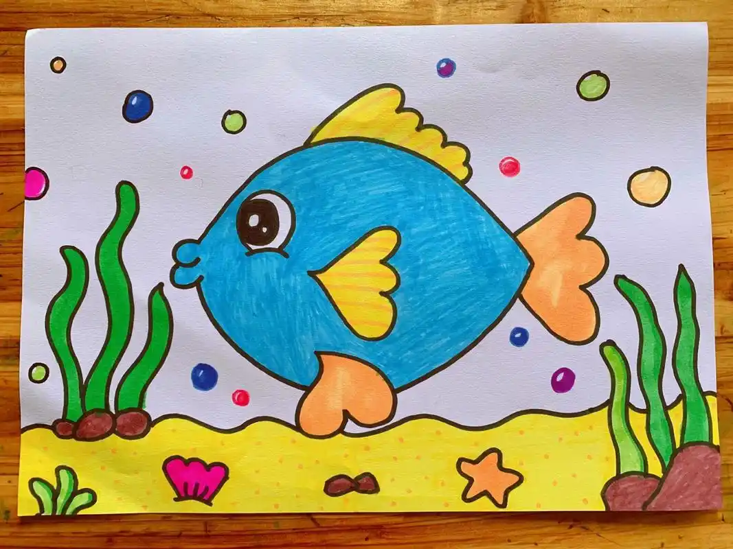 儿童美术96适合3-6岁宝贝的简笔画,主题:《海底世界》作品:小鱼