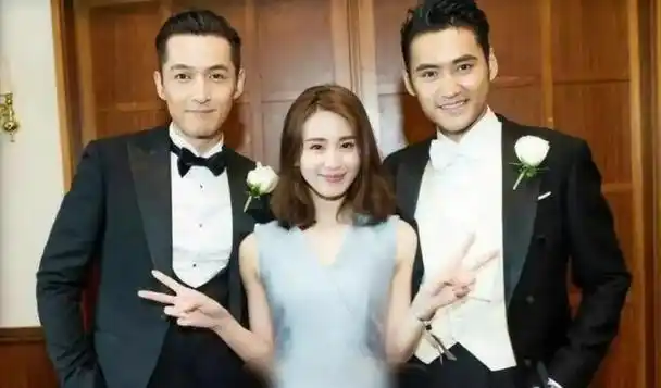 回顾"清纯玉女"刘诗诗:嫁吴奇隆,婚后八年有幸福也有泪水