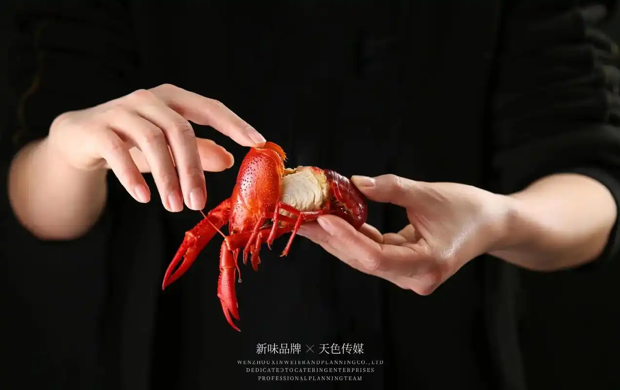 这个夏天,要一起吃小龙虾吗?小龙虾拍摄#美食摄影 #小龙虾  - 抖音