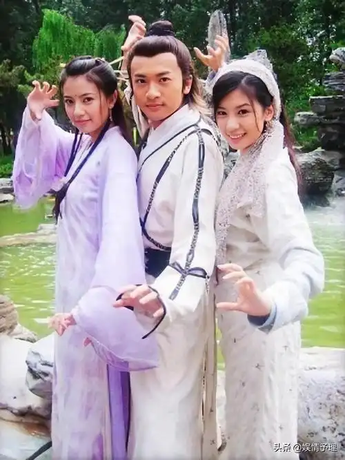 苏有朋高调官宣,吴奇隆被冲上热搜,全网泪目:终于等到这一天