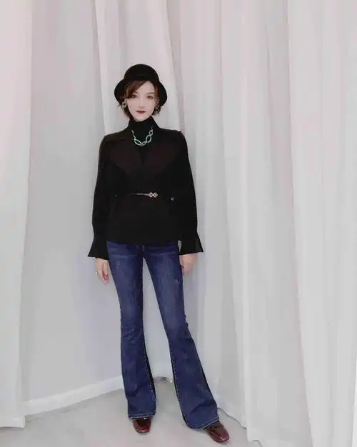 原创设计——气质女人微喇牛仔裤