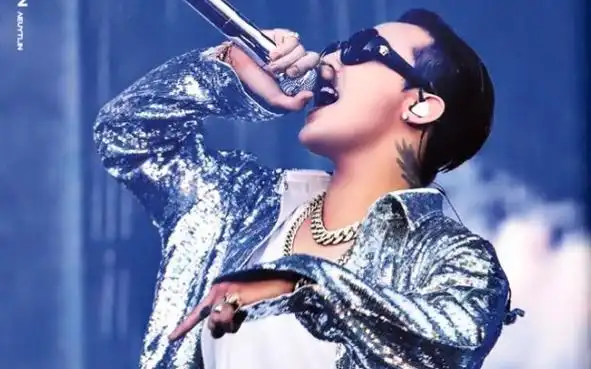 权志龙 - hands up live