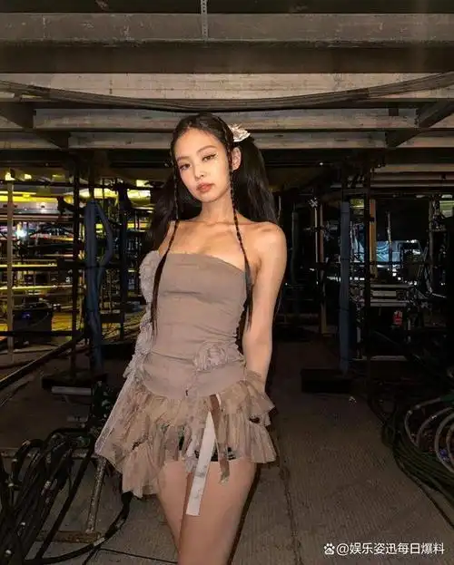 jennie 穿搭如何把chanel带入gen z世代?4个属于她的独有穿搭法