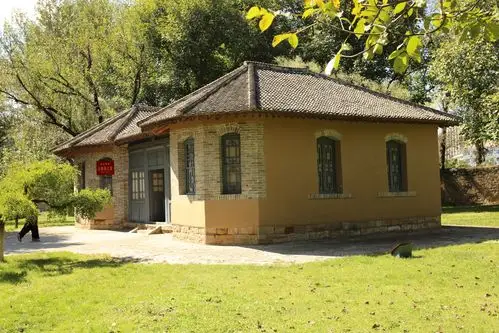 秦晋豫之行(6)— 延安杨家岭,枣园,王家坪,宝塔山和南泥湾等