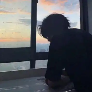 男生颓废伤感头像_qq头像_我要个性网