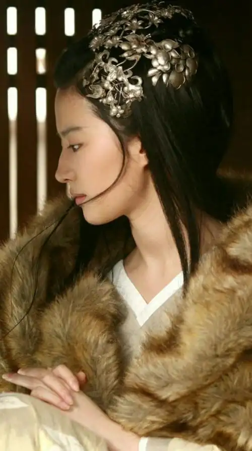 刘亦菲虞姬 侧颜美若天涯