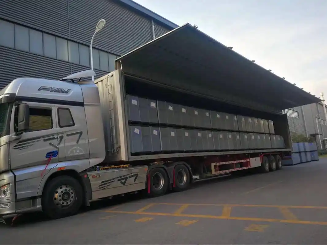 出手一台17.7米飞翼车箱,使用不到一年, 外尺寸:17.7-2.9-4.