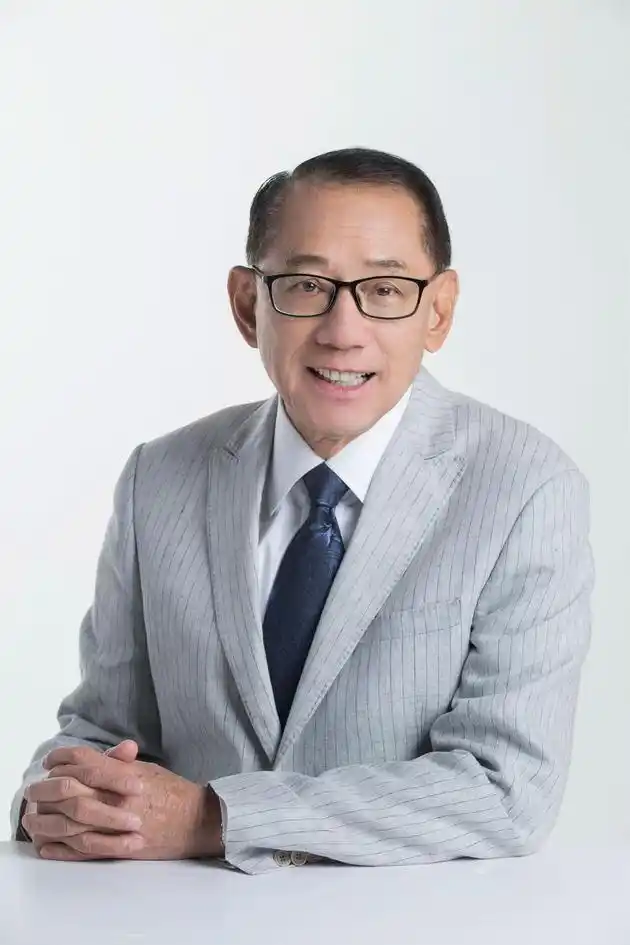 英皇集团掌门人杨受成:命运是好是坏,必然操之在我