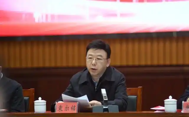 太原小店区首批"汾东英才"命名表彰仪式暨迎新春座谈会举行