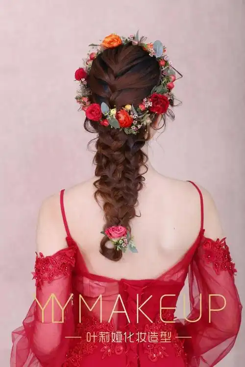 超美的新娘背影杀发型,快收藏了!