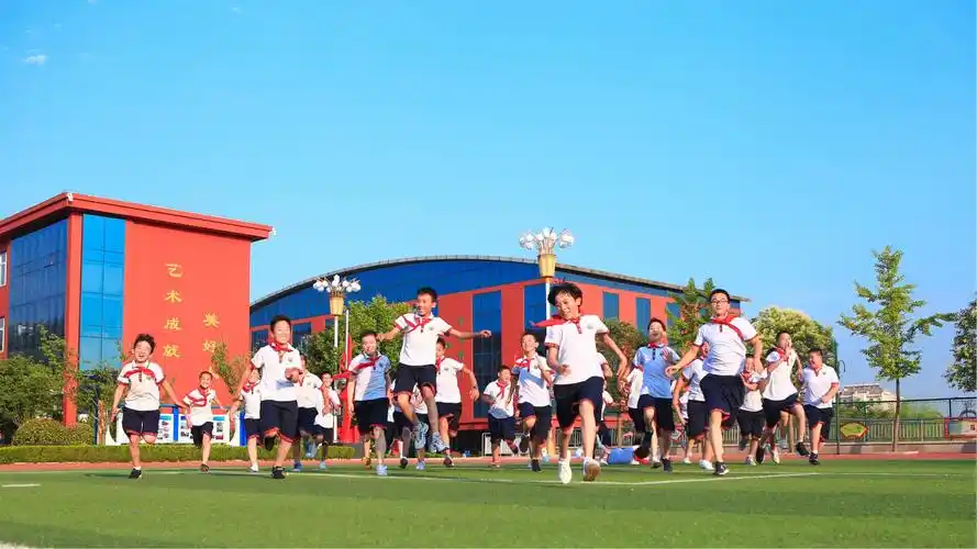 季】连云港路小学六年级三班"快乐不打烊,友谊不散场"班级户外活动