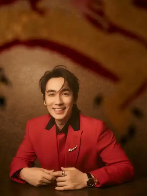 朱一龙超话治愈的笑容 96#朱一龙0416生日快乐