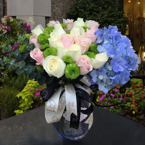 杭州鲜花速递同城玫瑰绣球桔梗混搭花瓶养花生日花店订花送花爱人