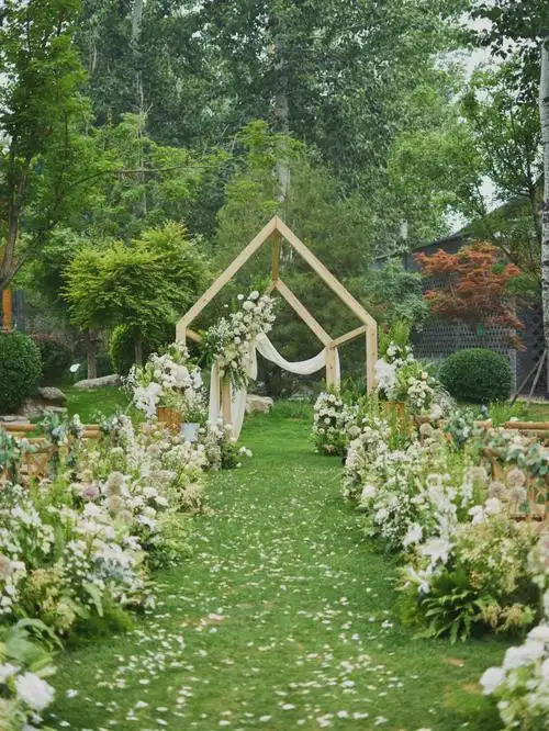 禧园joyousgarden复古森系草坪婚礼场地
