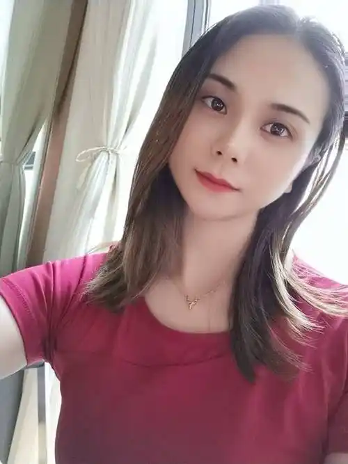 34岁离异女征婚照片(id:4492968)_江苏苏州征婚交友_我主良缘网