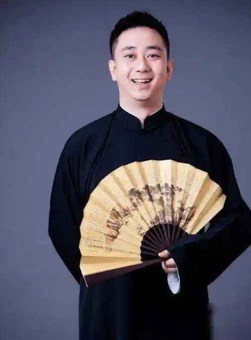 从脱口秀主持人到分手男,曾经的痛苦与挣扎逐渐淡化_王自健_故事_社会