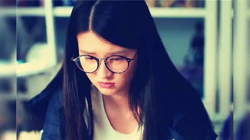 《欢乐颂2》关雎尔黑化太可怕,弄得曲筱绡家破人亡!