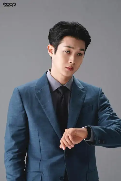 崔宇植警官之血