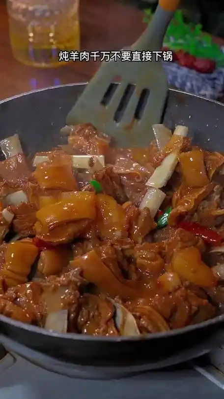 用这个方法炖出来的红烧羊肉软烂入味,好吃到停不下来!