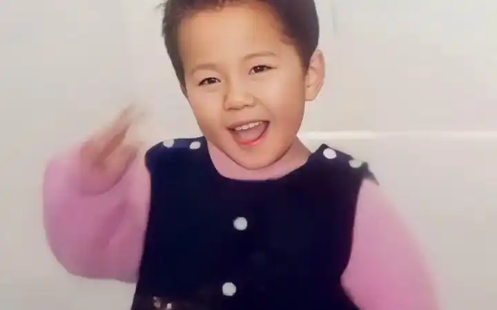 小时候的杨洋居然这么软萌?照片动起来时太好玩了