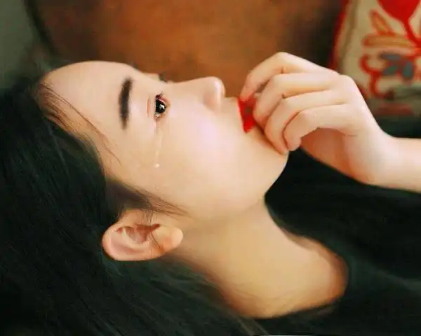 朋友圈最伤感的一句话心情说说,看的想哭