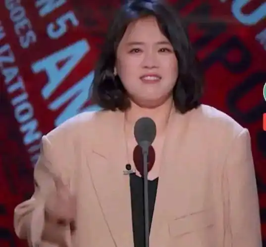 赘肉横生一脸老态,33岁马思纯再发福惹人心疼,疑因药物所致_状态_吐槽