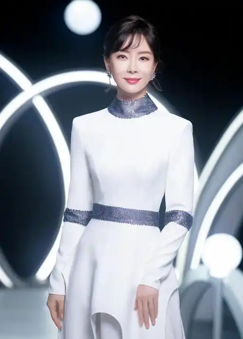 陈数,惊艳迷人,气质高雅的写真集!_高清图集_新浪网