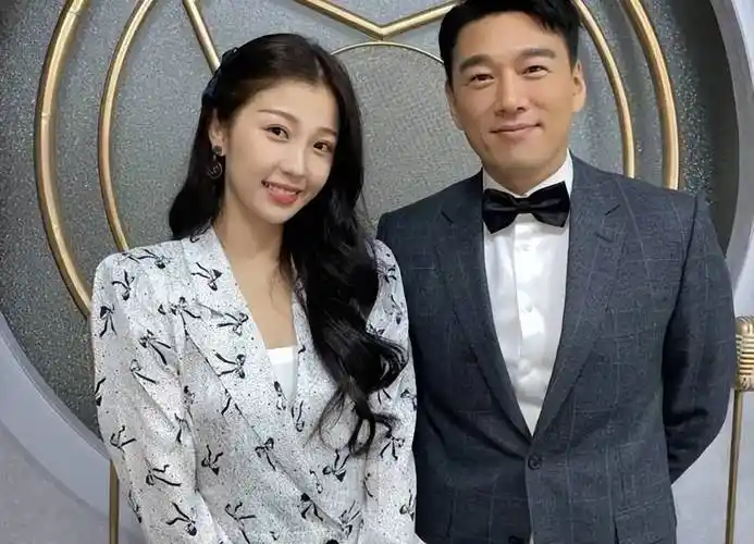 王耀庆的妻子郭晏青:丈夫成名背后有泪有痛,每月探班虽累但幸福_表演