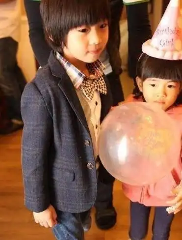 kimi身高已到林志颖肩膀头粉丝戳中林志颖痛处暗示找错参照物