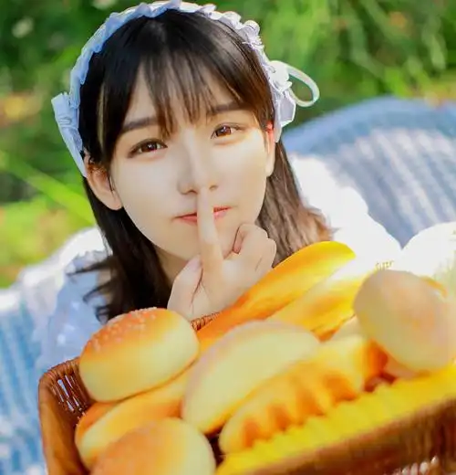 不打扮也漂亮的星座女(素颜脸型惊为天人的星座女)