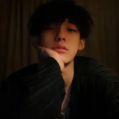 又帅又飒的男生头像高清帅气超级酷的男生头像图片