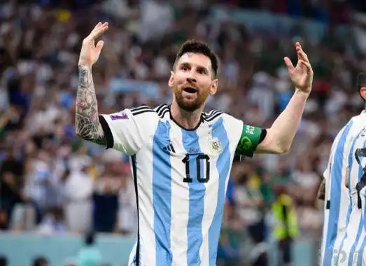 进50球不如垫底c罗球迷怒喷fifa评选梅西有啥资格入围