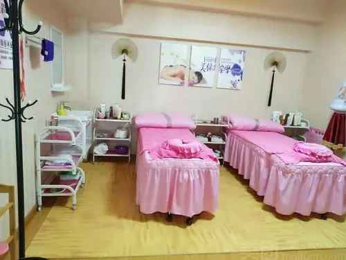 开个小美容店大概需要多少钱下面就这几个品牌小编来为大家做些相关的