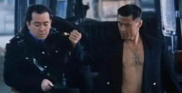 于荣光年轻帅气逼人影帝黄秋生只能演小弟