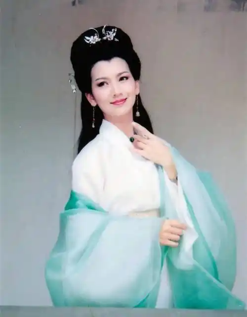 她才是真正的古装女神,绝代佳人赵雅芝,她究竟有多美?