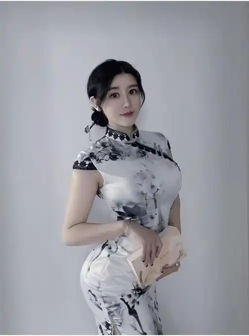 178的刘太阳身材堪比卡戴珊前凸后翘魅力大幸亏没遇到泰森