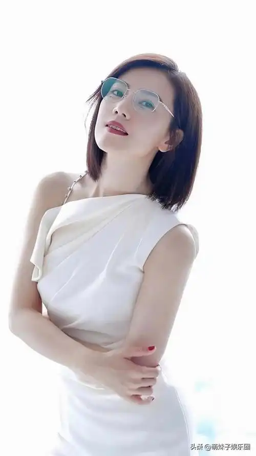 高圆圆个人资料及简历 高圆圆比她老公大几岁?